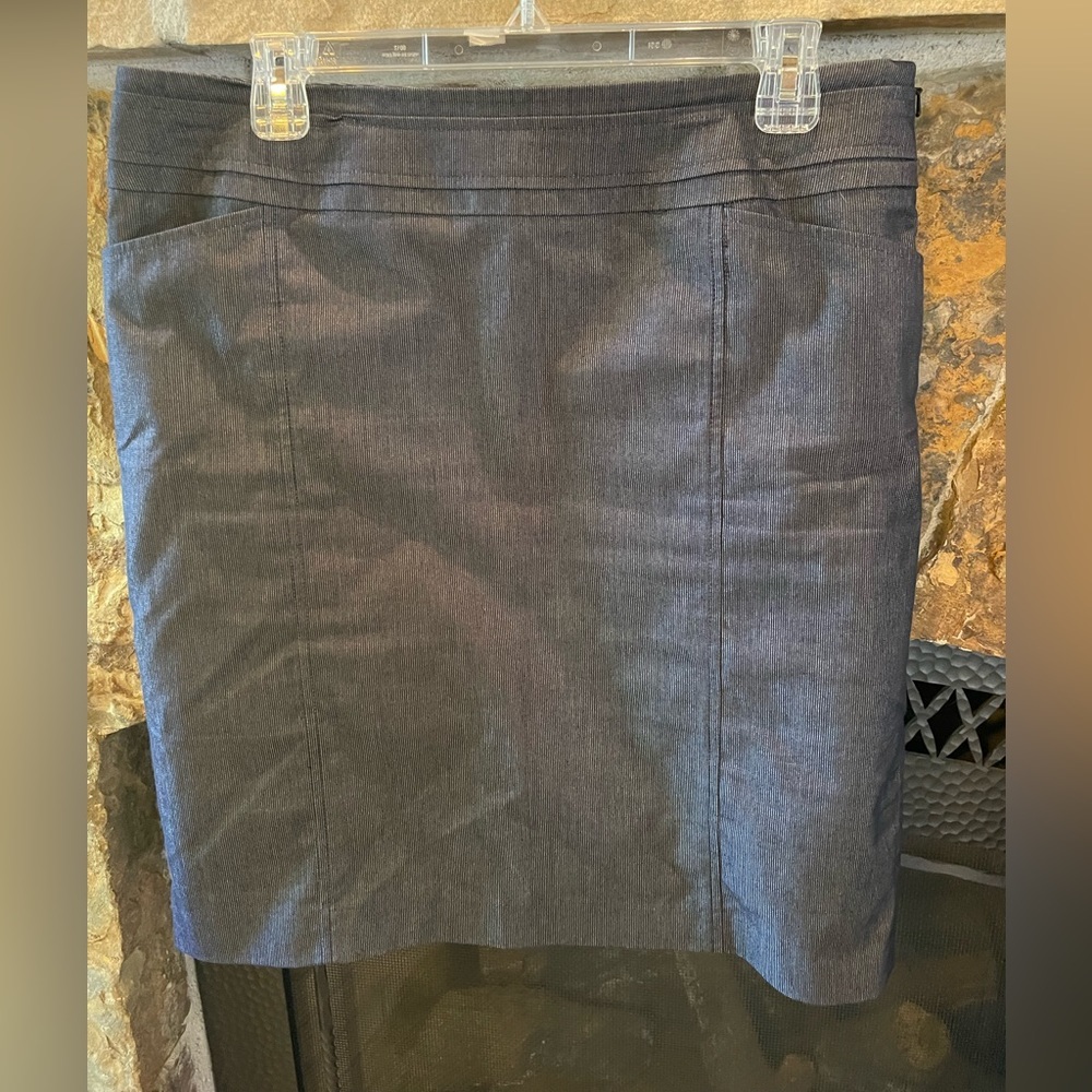 Halogen side zip skirt size 14